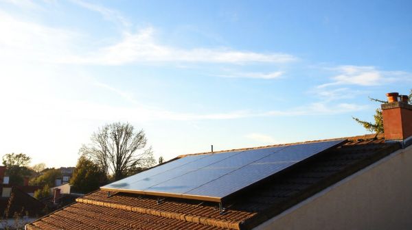 Meilleures options pour économiser avec des panneaux solaires à Lyon
